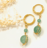 KIRTAN Boucles d'oreilles en plaqué or et Pierres semi - précieuses Aventurine. - Inès & Zoé