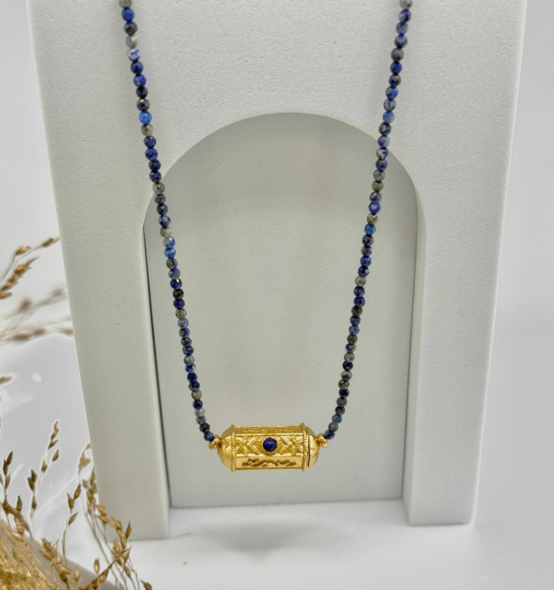 OJAS collier plaqué or avec Pierres semi - précieuses Lapis Lazuli. - Inès & Zoé