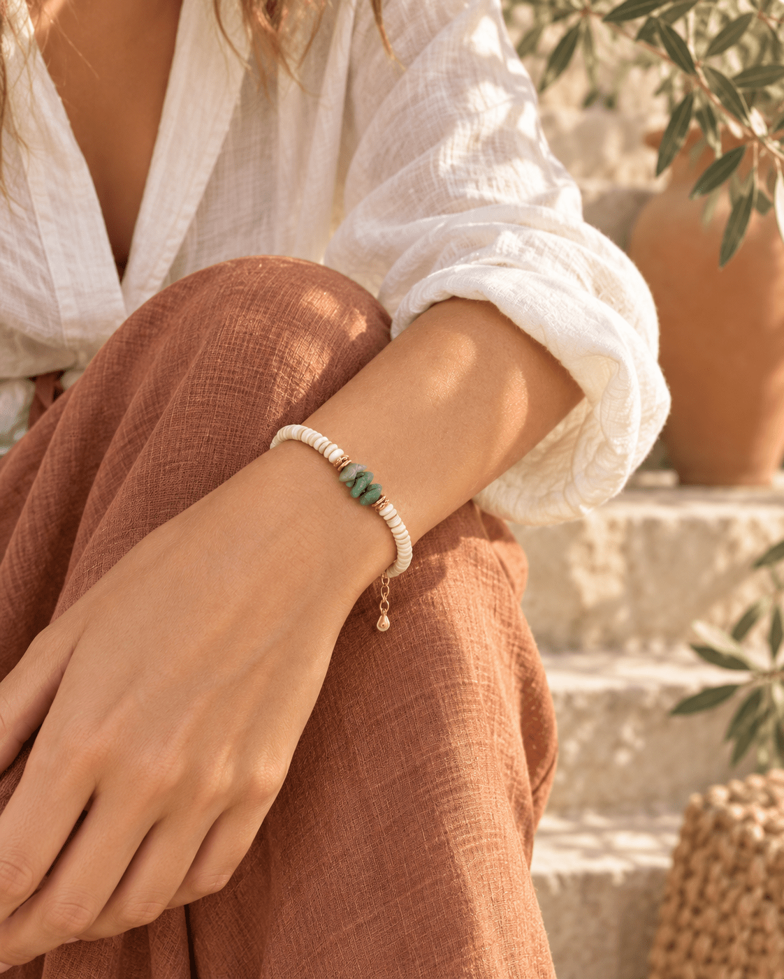 Bracelet EDEN AVENTURINE – Nacre naturelle, Aventurine & plaqué or - Inès & Zoé